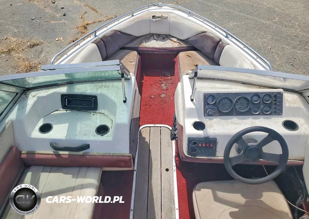 1992 Seaswirl Boat VIN:BRCB211CD292 - 5