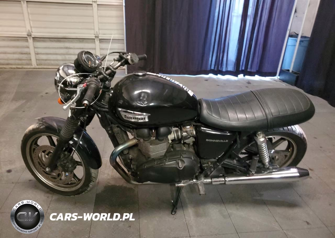 2013 Triumph Motorcycle Bonneville VIN:SMT900K15DT598010 - 3