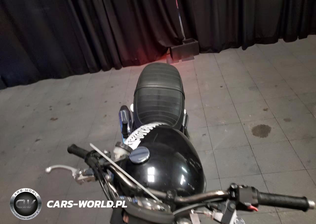 2013 Triumph Motorcycle Bonneville VIN:SMT900K15DT598010 - 5