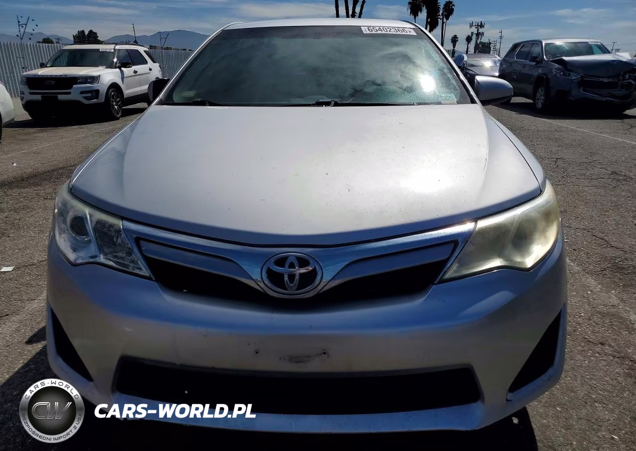 2012 Toyota Camry Le VIN:4T4BF1FKXCR197473 - 5