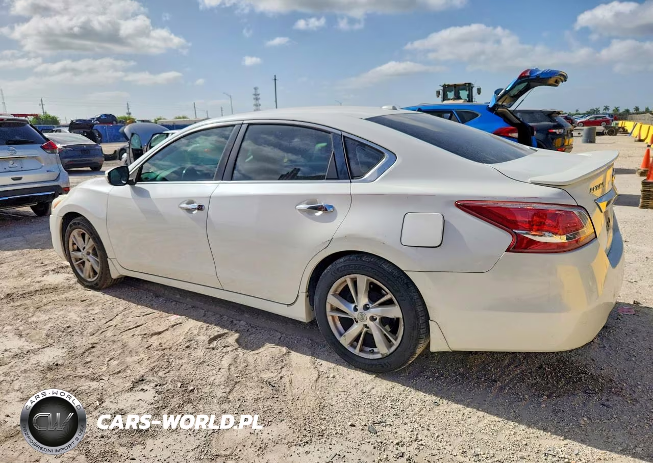 2013 Nissan Altima 2.5 VIN:1N4AL3AP9DC142561 - 2