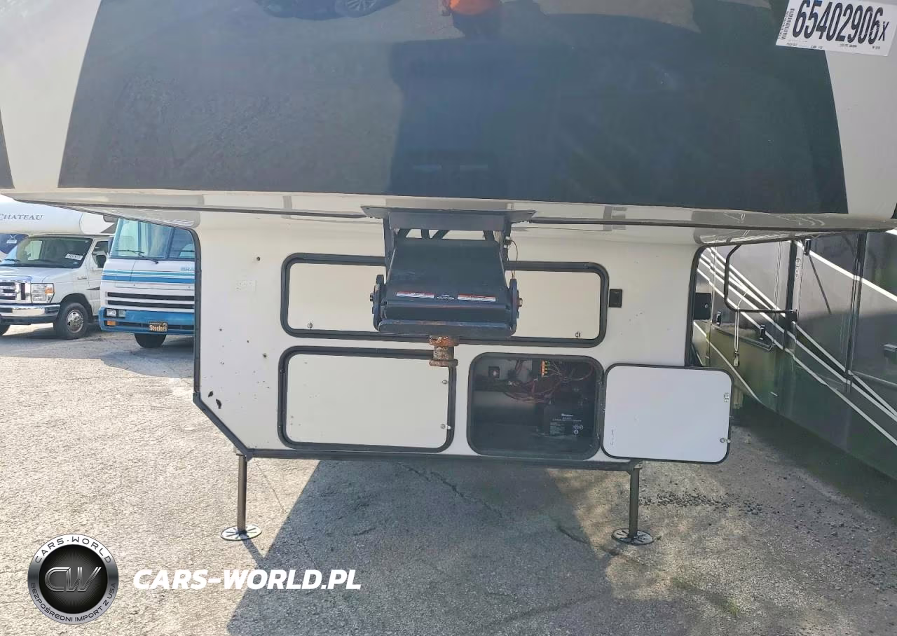 2021 Alliance Valor Camper VIN:7M5FV3926MA004115 - 7