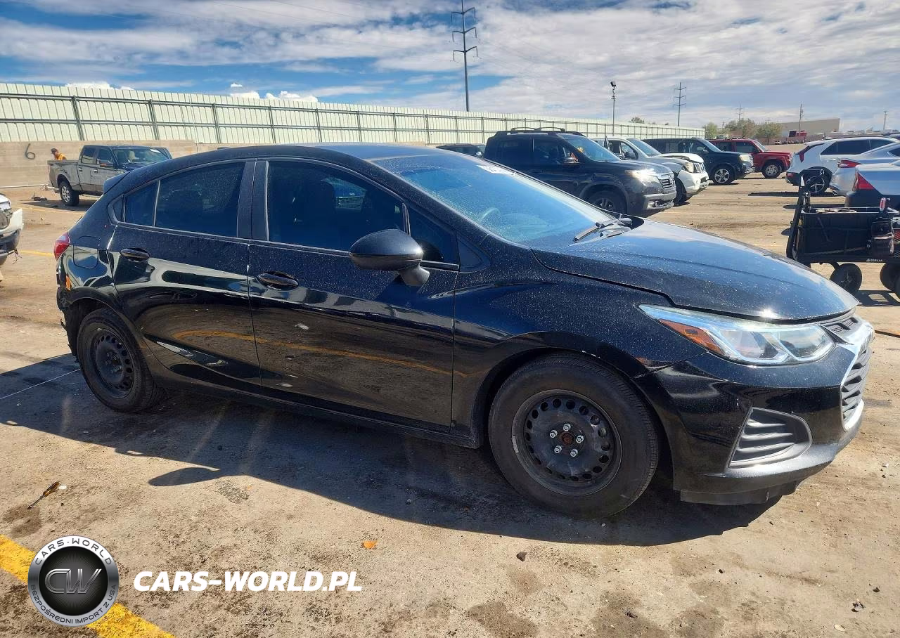 2019 Chevrolet Cruze Ls VIN:3G1BC6SM4KS585446 - 4