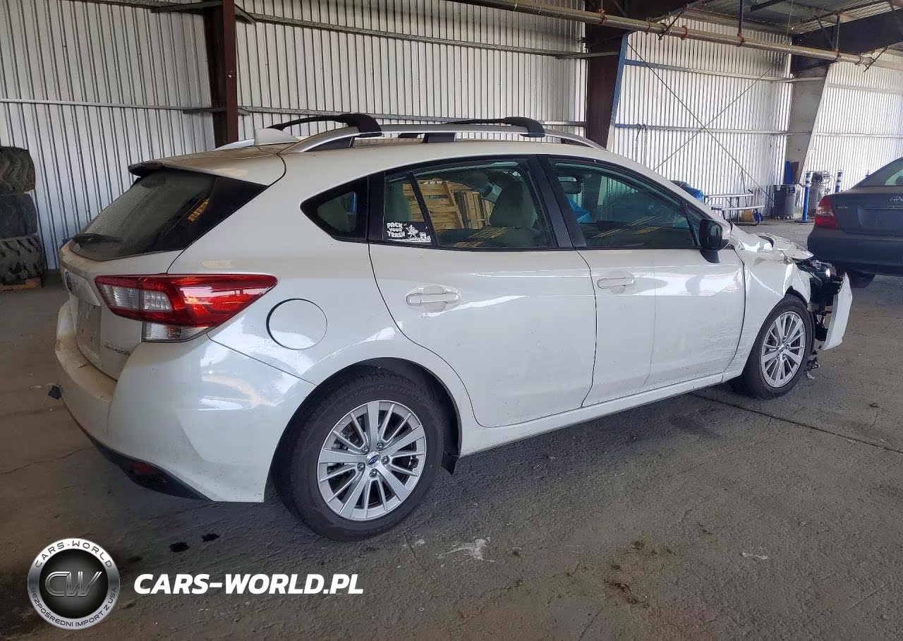 2018 Subaru Impreza Premium Plus VIN:4S3GTAD61J3734107 - 3