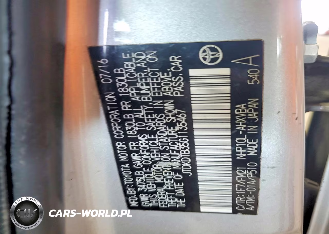 2016 Toyota Prius C Two VIN:JTDKDTB35G1135467 - 12