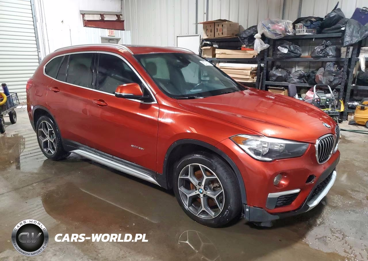 2018 BMW X1 Sdrive28I VIN:WBXHU7C36J5H42502 - 4
