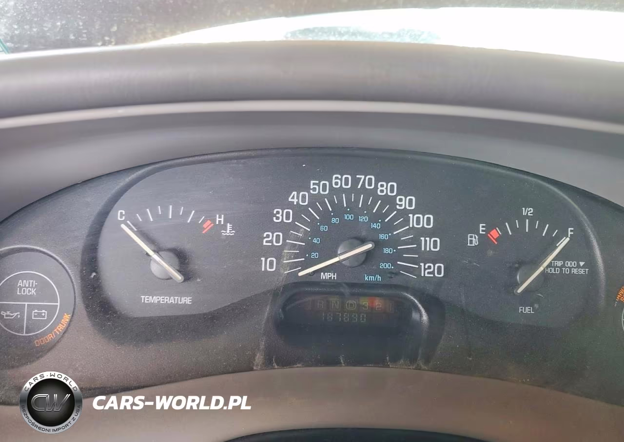 2002 Buick Century Custom VIN:2G4WS52JX21274087 - 9