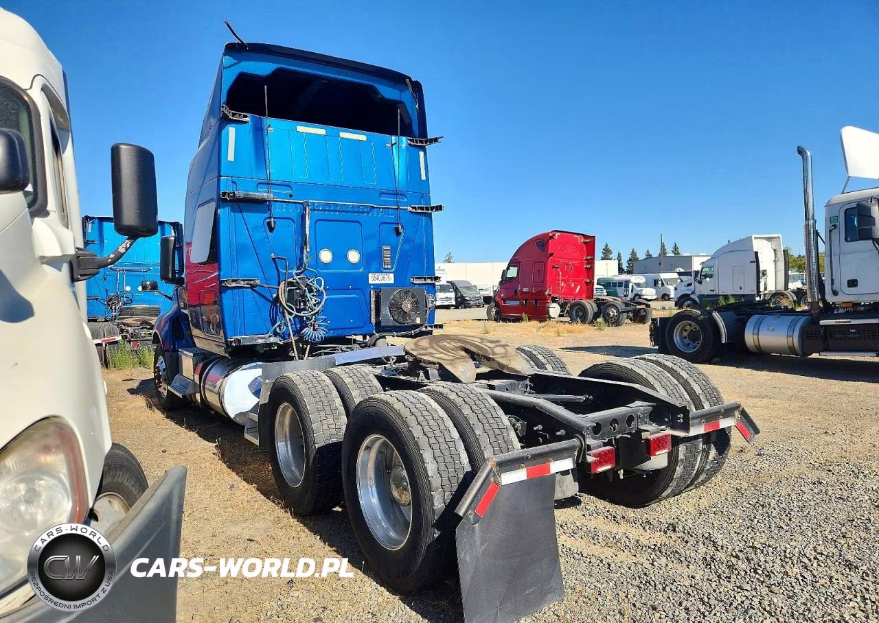 2019 International Lt625 VIN:3HSDZTZR7KN279409 - 3