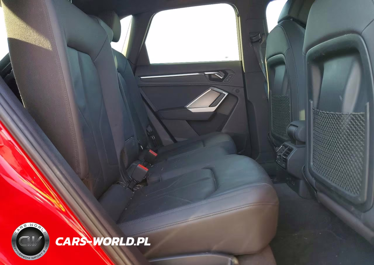 2020 Audi Q3 Premium VIN:WA1AECF39L1021995 - 11