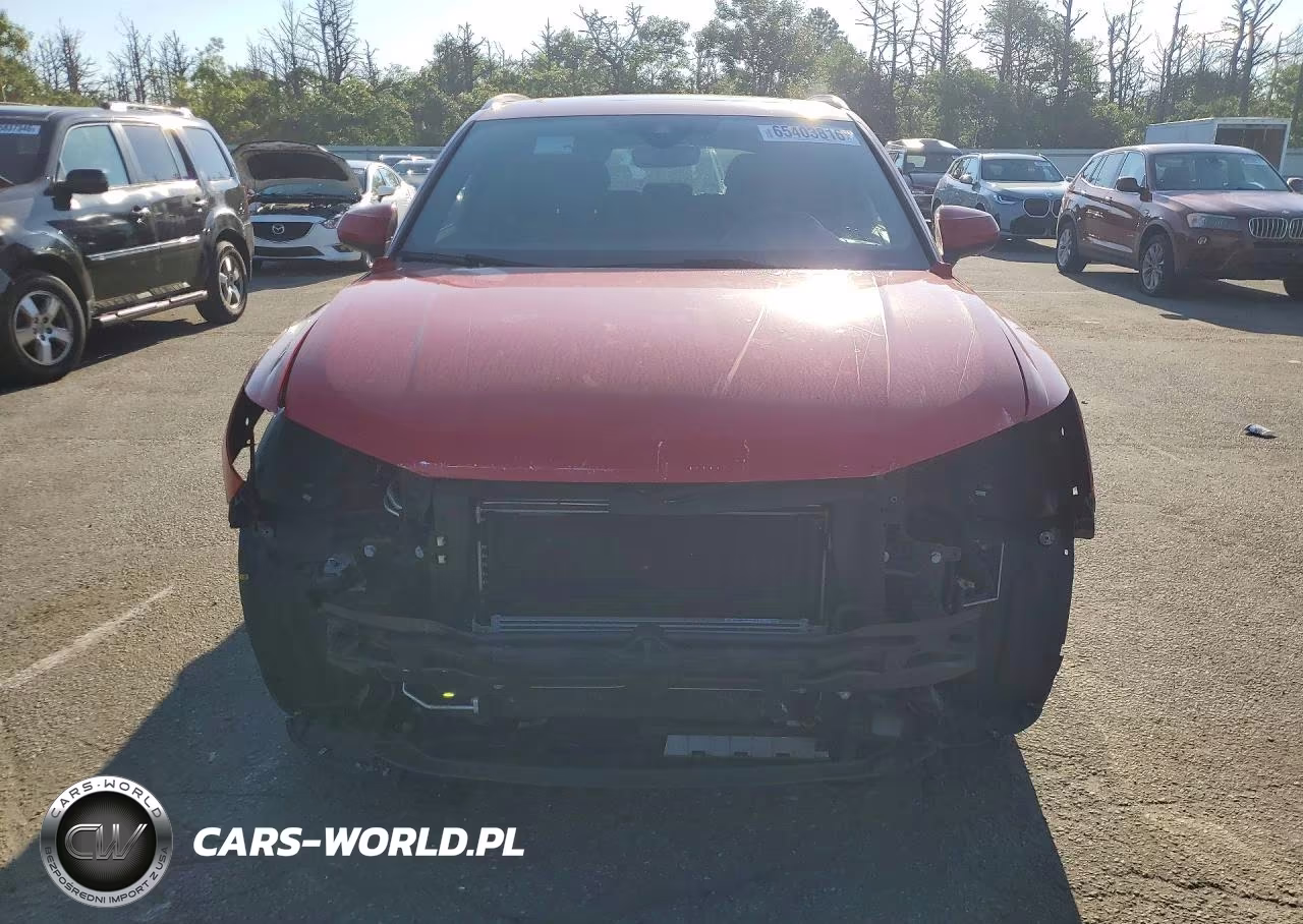 2020 Audi Q3 Premium VIN:WA1AECF39L1021995 - 5