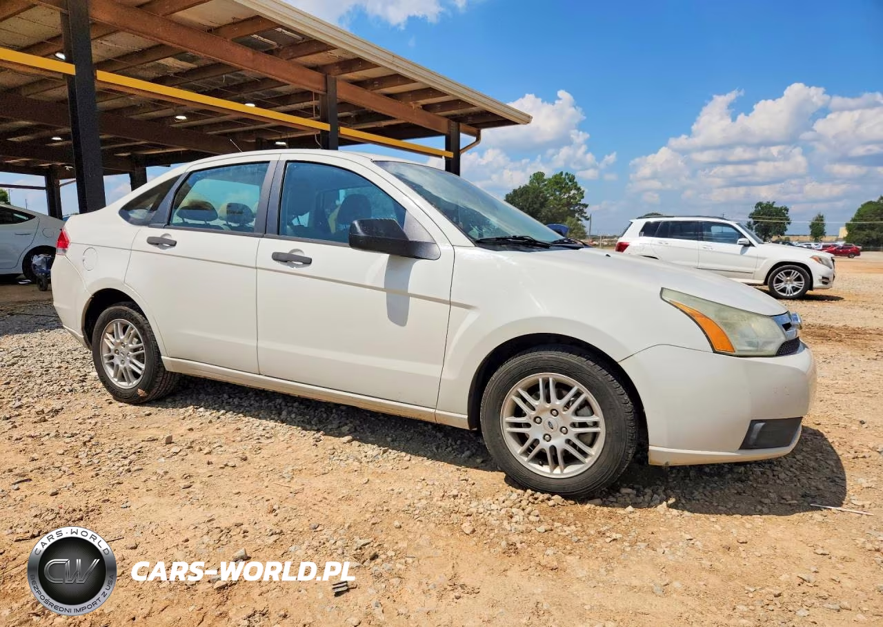 2011 Ford Focus Se VIN:1FAHP3FNXBW122132 - 4