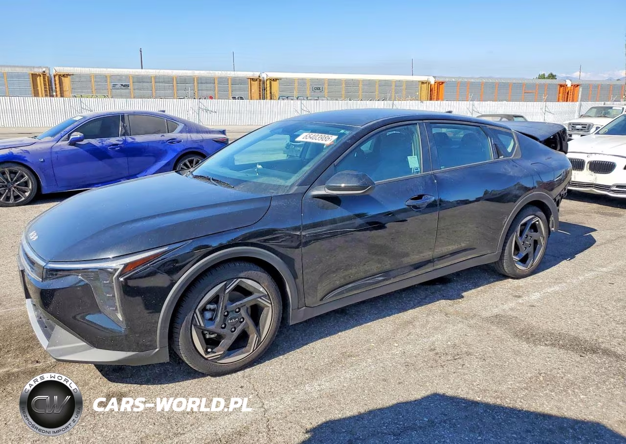 2025 Kia K4 Ex – zdjęcie 1 z 13