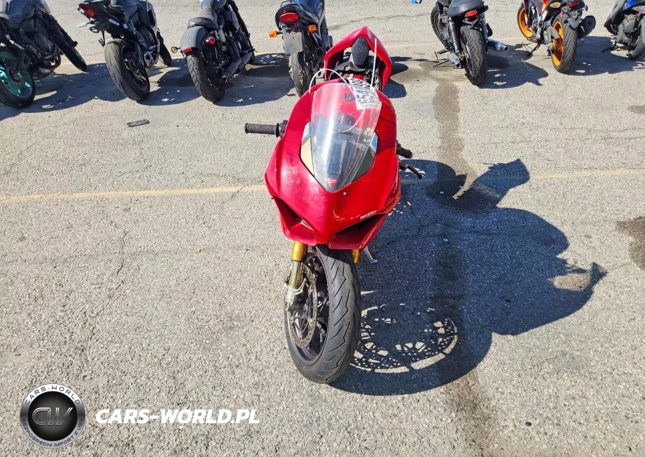 2018 Ducati Panigale V4 VIN:ZDMDAGNW0JB000434 - 5