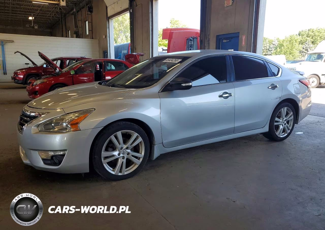 2013 Nissan Altima 3.5 S – zdjęcie 1 z 12