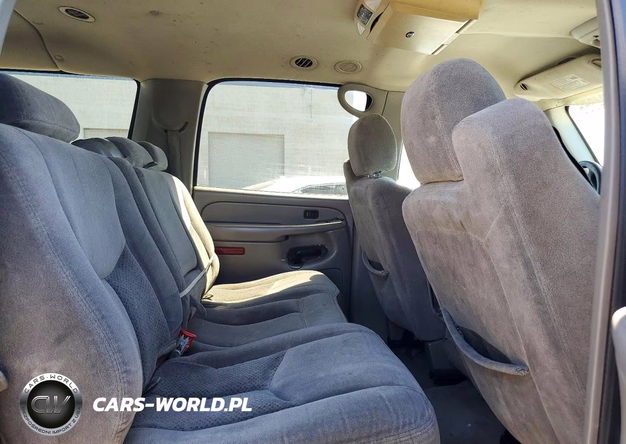 2004 Chevrolet Suburban C1500 VIN:3GNEC16T74G281873 - 11