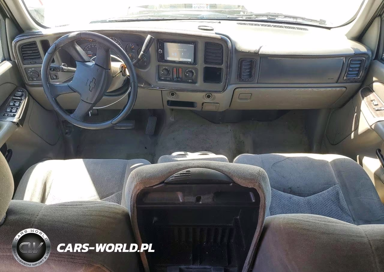 2004 Chevrolet Suburban C1500 VIN:3GNEC16T74G281873 - 8
