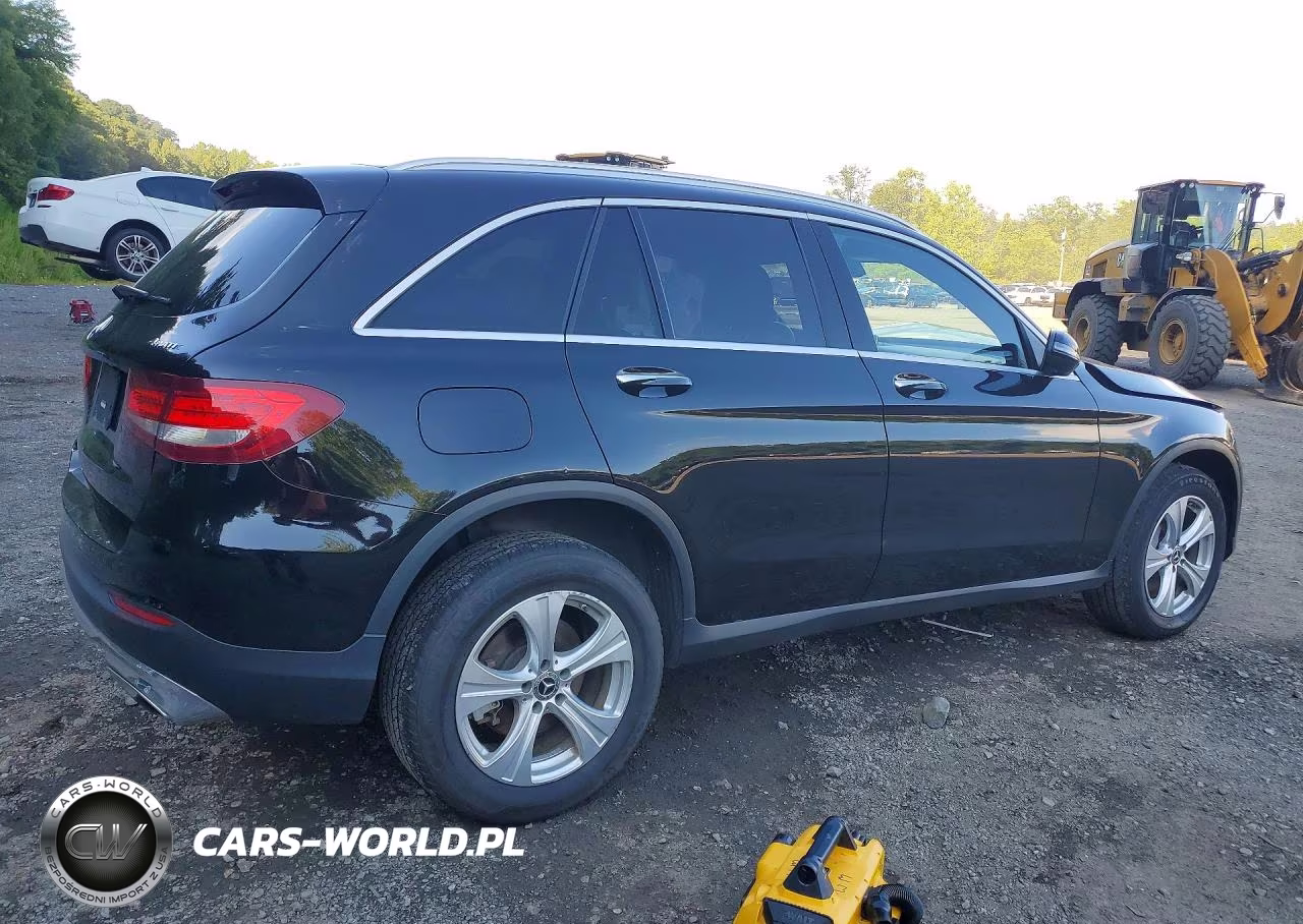 2018 Mercedes-Benz Glc 300 4Matic VIN:WDC0G4KBXJV060612 - 3