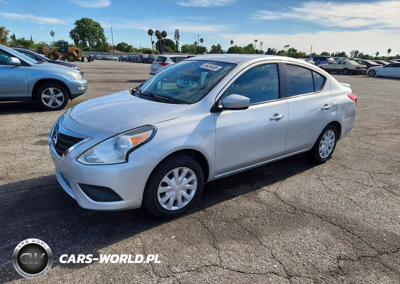 2016 Nissan Versa 1.6 Sv