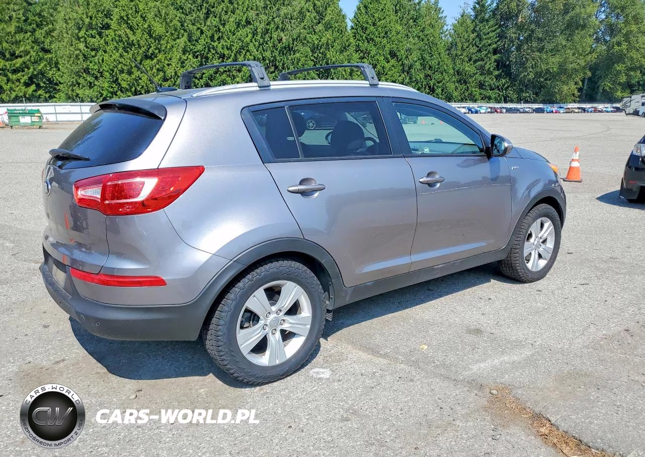 2013 Kia Sportage Lx VIN:KNDPBCA23D7449065 - 3