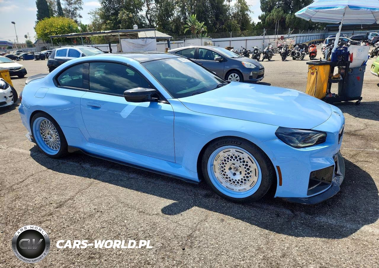 2025 BMW M2 VIN:3MF23DM01S8F08582 - 4