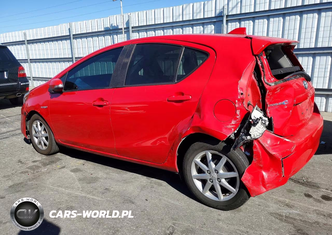 2015 Toyota Prius C Four VIN:JTDKDTB33F1113112 - 2