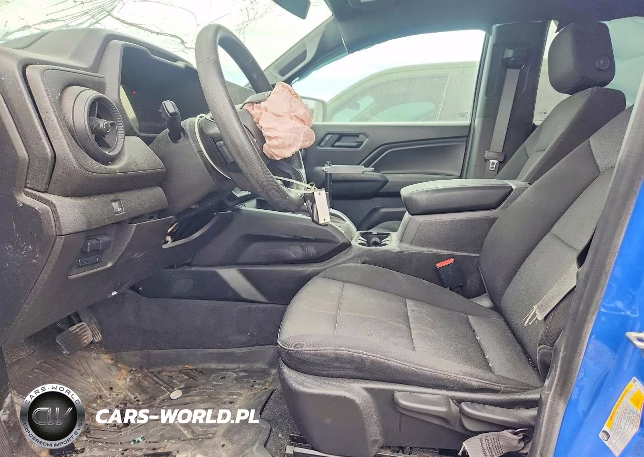 2025 Chevrolet Colorado Trail Boss VIN:1GCPTEEK2S1138942 - 7