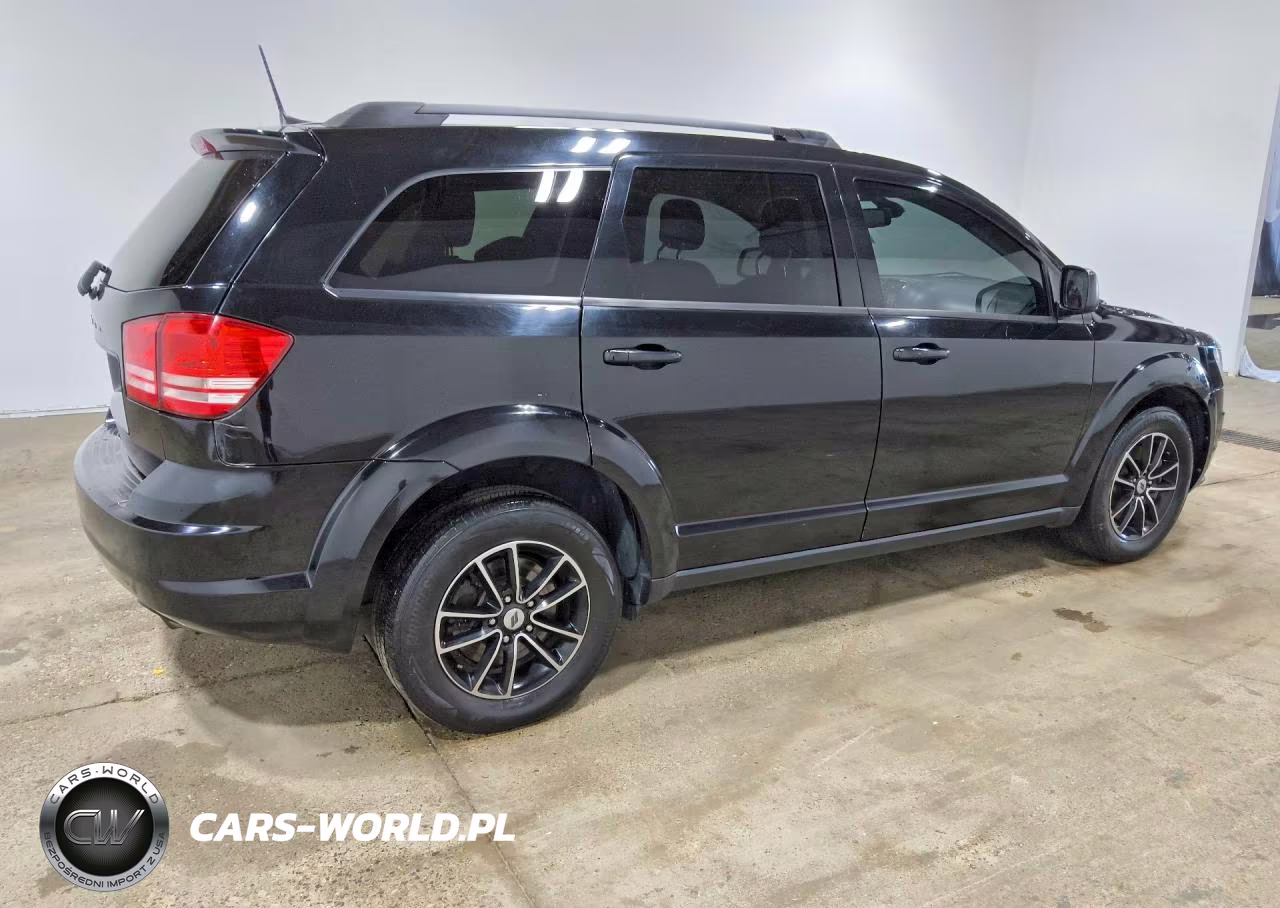 2018 Dodge Journey Se VIN:3C4PDCAB7JT533942 - 3