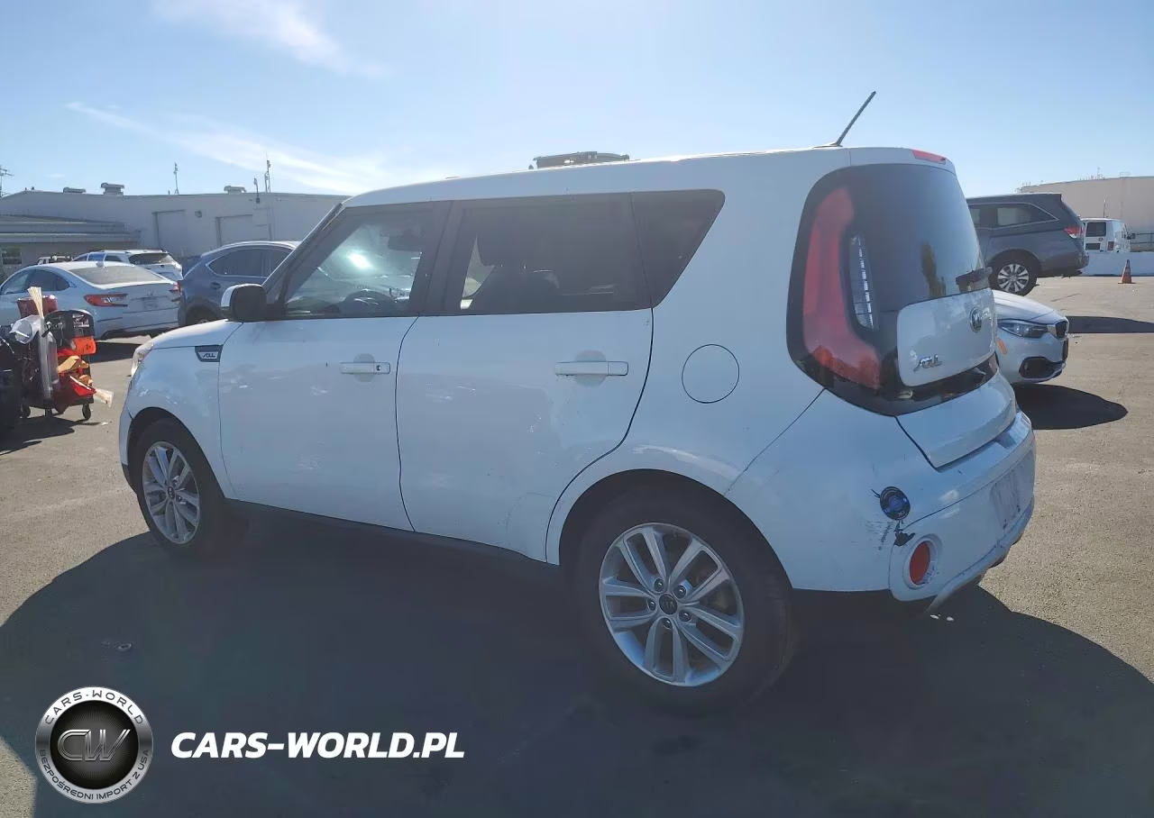 2018 Kia Soul + VIN:KNDJP3A54J7889986 - 2