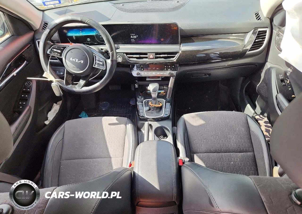 2024 Kia Seltos S VIN:KNDEU2AA9R7630973 - 8