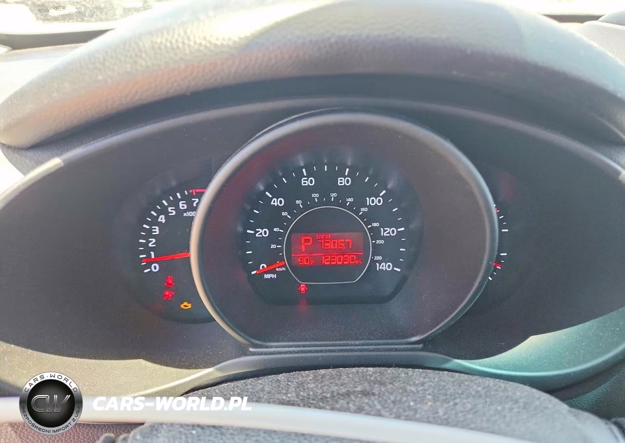 2014 Kia Soul Base VIN:KNDJN2A2XE7003603 - 9