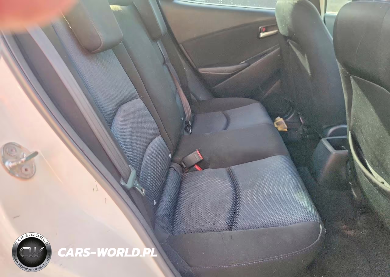 2016 Scion Ia Base VIN:3MYDLBZV4GY133283 - 10