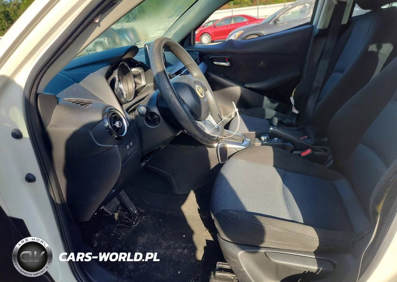 2016 Scion Ia Base VIN:3MYDLBZV4GY133283 - 7