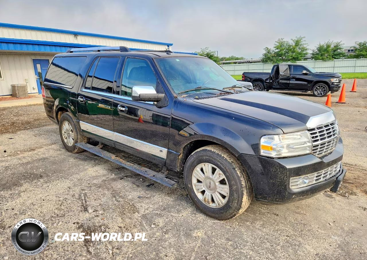2014 Lincoln Navigator L VIN:5LMJJ3J57EEL06385 - 4