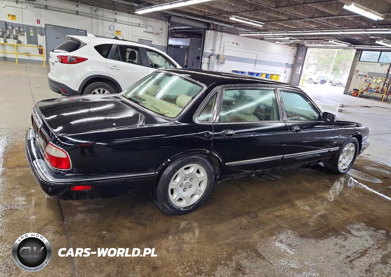 2003 Jaguar Vandenplas VIN:SAJDA24C23LF55943 - 3