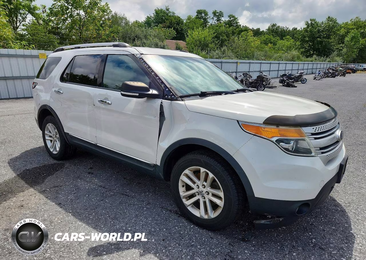 2011 Ford Explorer Xlt VIN:1FMHK8D87BGA08615 - 4