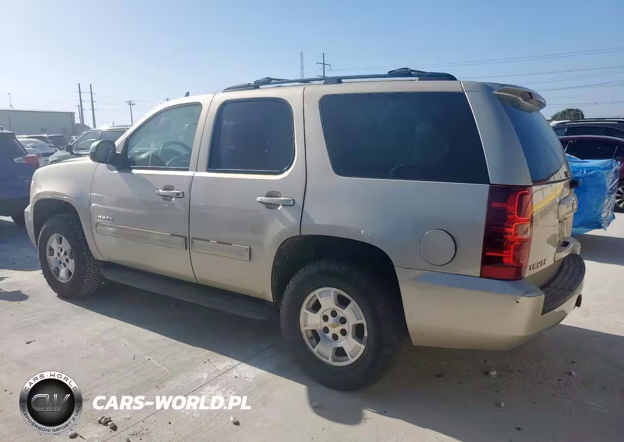 2013 Chevrolet Tahoe C1500 Ls VIN:1GNSCAE00DR210945 - 2
