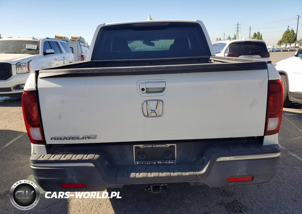 2018 Honda Ridgeline Rtl VIN:5FPYK2F69JB000612 - 6