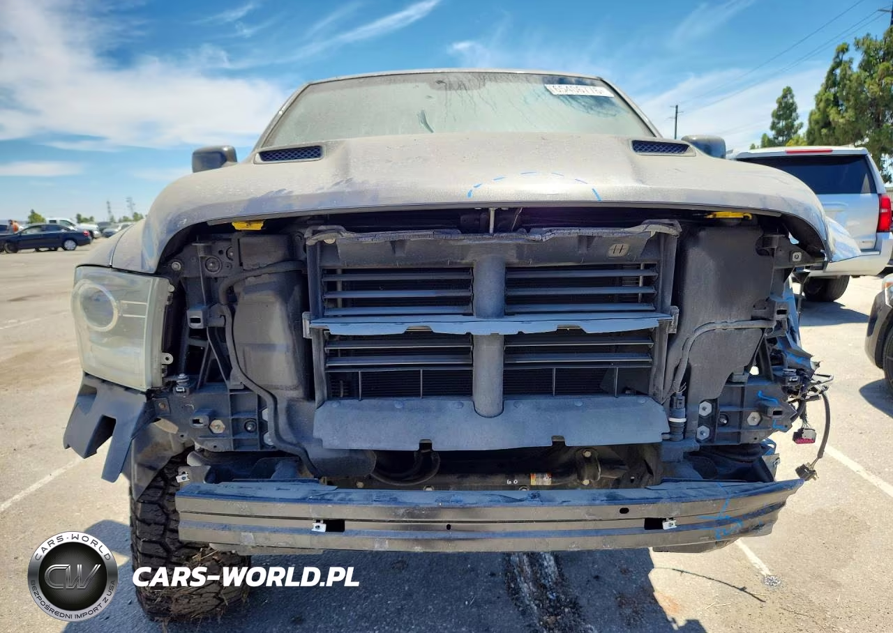2014 Ram 1500 Sport VIN:1C6RR6UT5ES303721 - 5