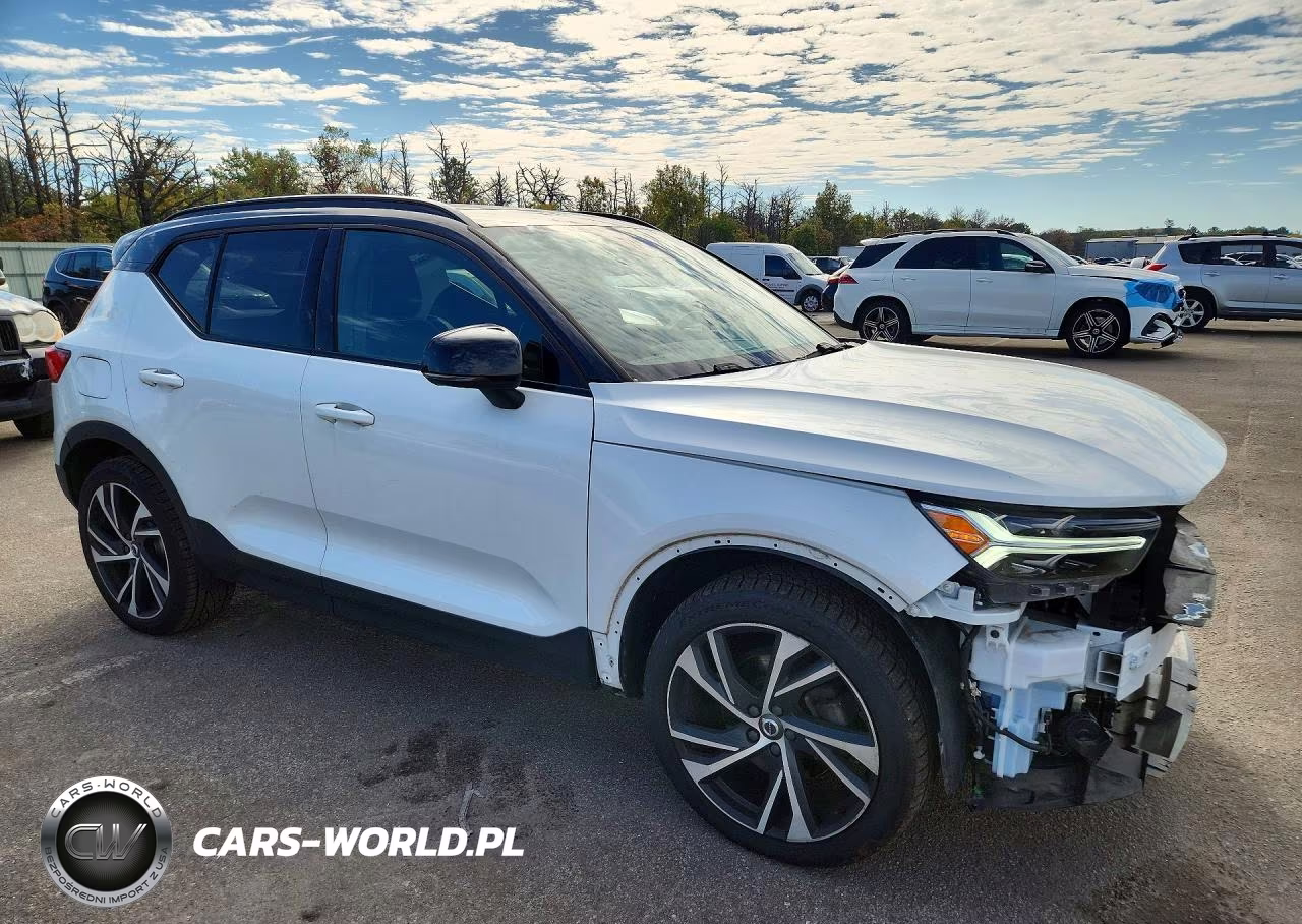 2020 Volvo Xc40 T5 R-Design VIN:YV4162UM4L2174896 - 4