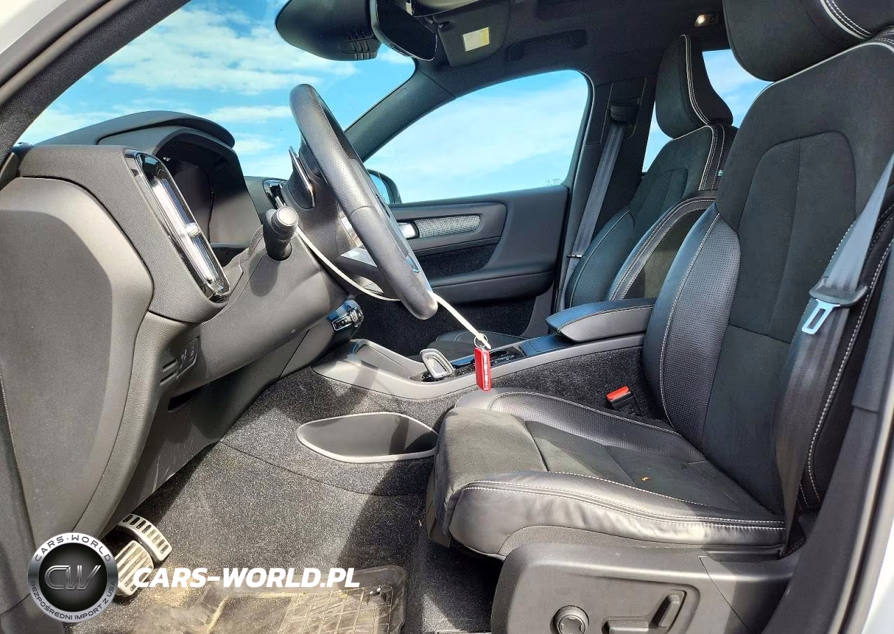 2020 Volvo Xc40 T5 R-Design VIN:YV4162UM4L2174896 - 7