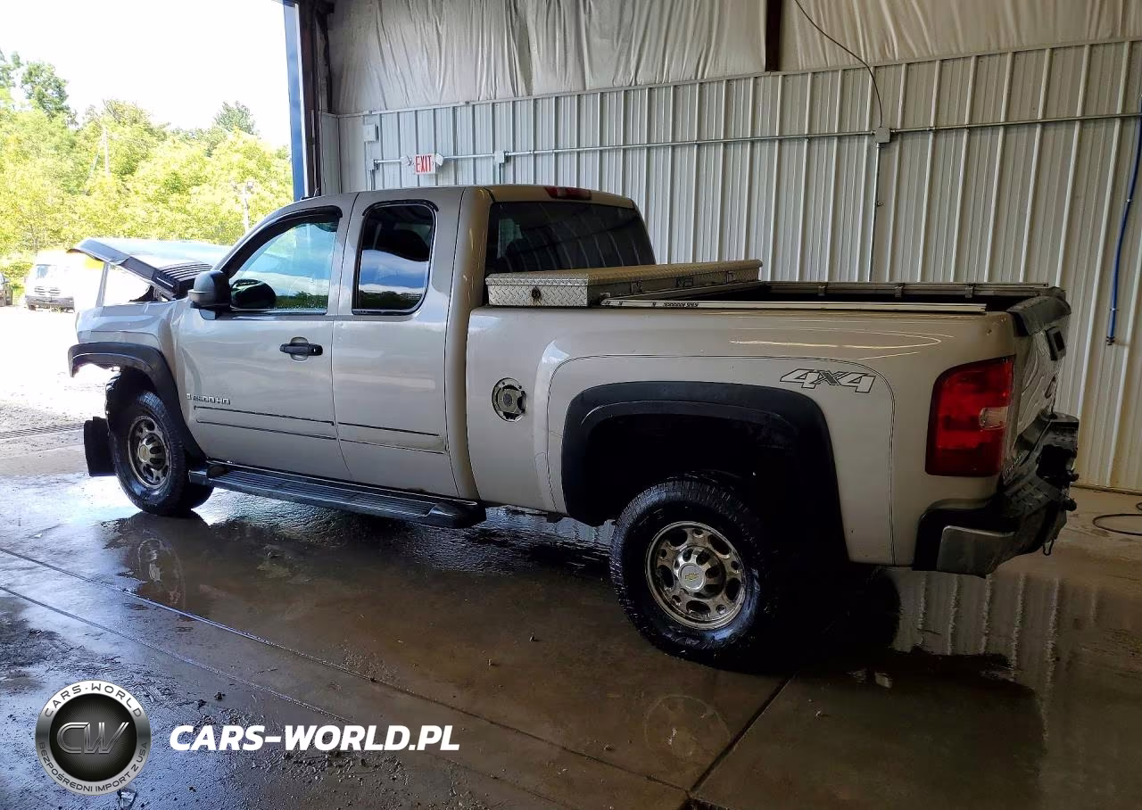 2008 Chevrolet Silverado K2500 Heavy Duty VIN:1GCHK29K18E157709 - 2