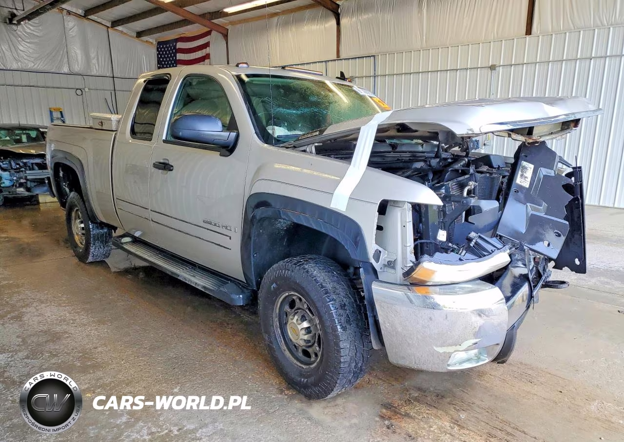 2008 Chevrolet Silverado K2500 Heavy Duty VIN:1GCHK29K18E157709 - 4
