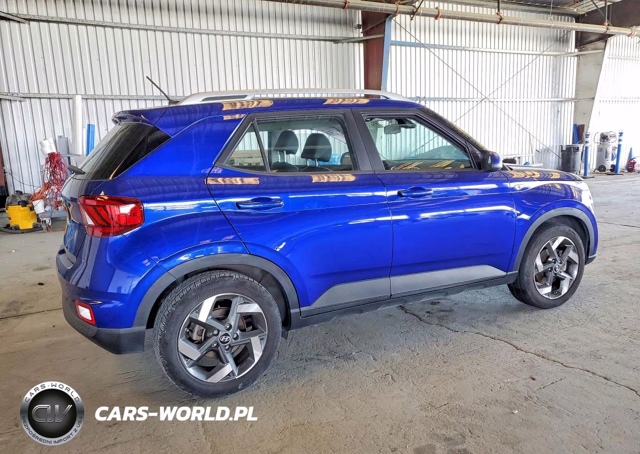 2023 Hyundai Venue Limited VIN:KMHRC8A30PU221103 - 3