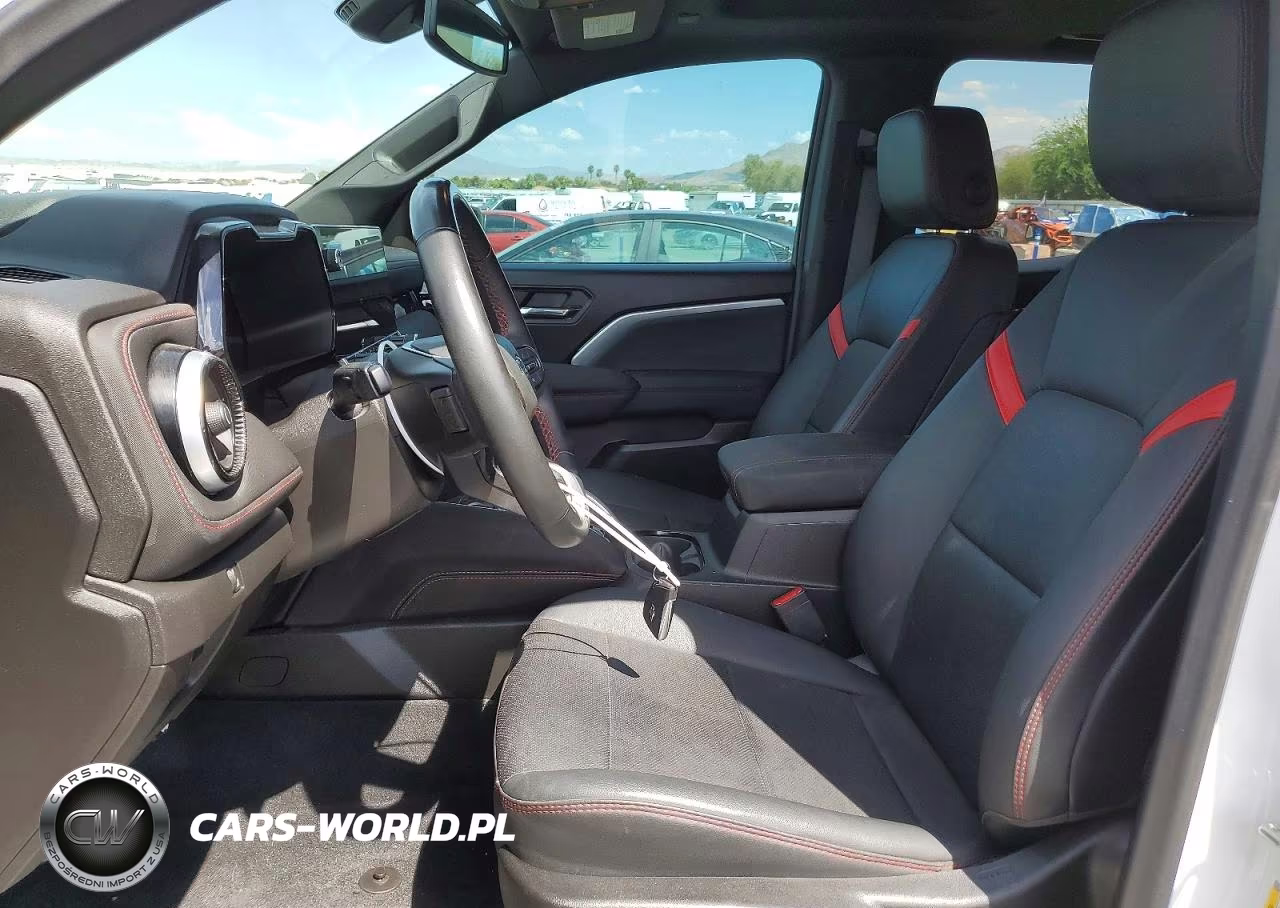 2024 Chevrolet Colorado Z71 VIN:1GCPTDEK7R1182987 - 7