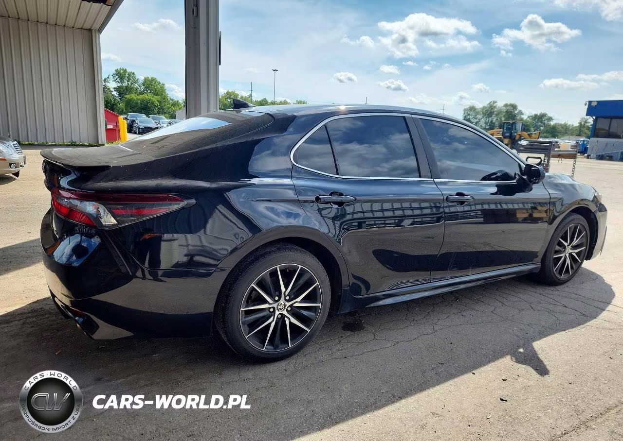 2021 Toyota Camry Se VIN:4T1G11AK1MU464846 - 3