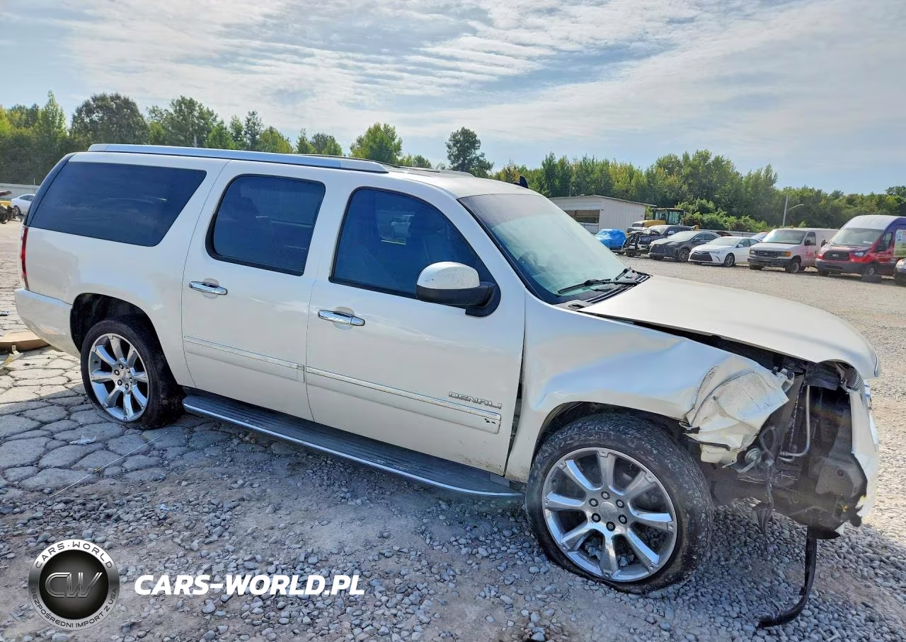 2013 GMC Yukon Xl Denali VIN:1GKS2MEF1DR312325 - 4