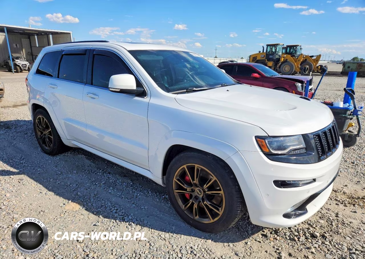 2015 Jeep Grand Cherokee Srt-8 VIN:1C4RJFDJXFC634272 - 4