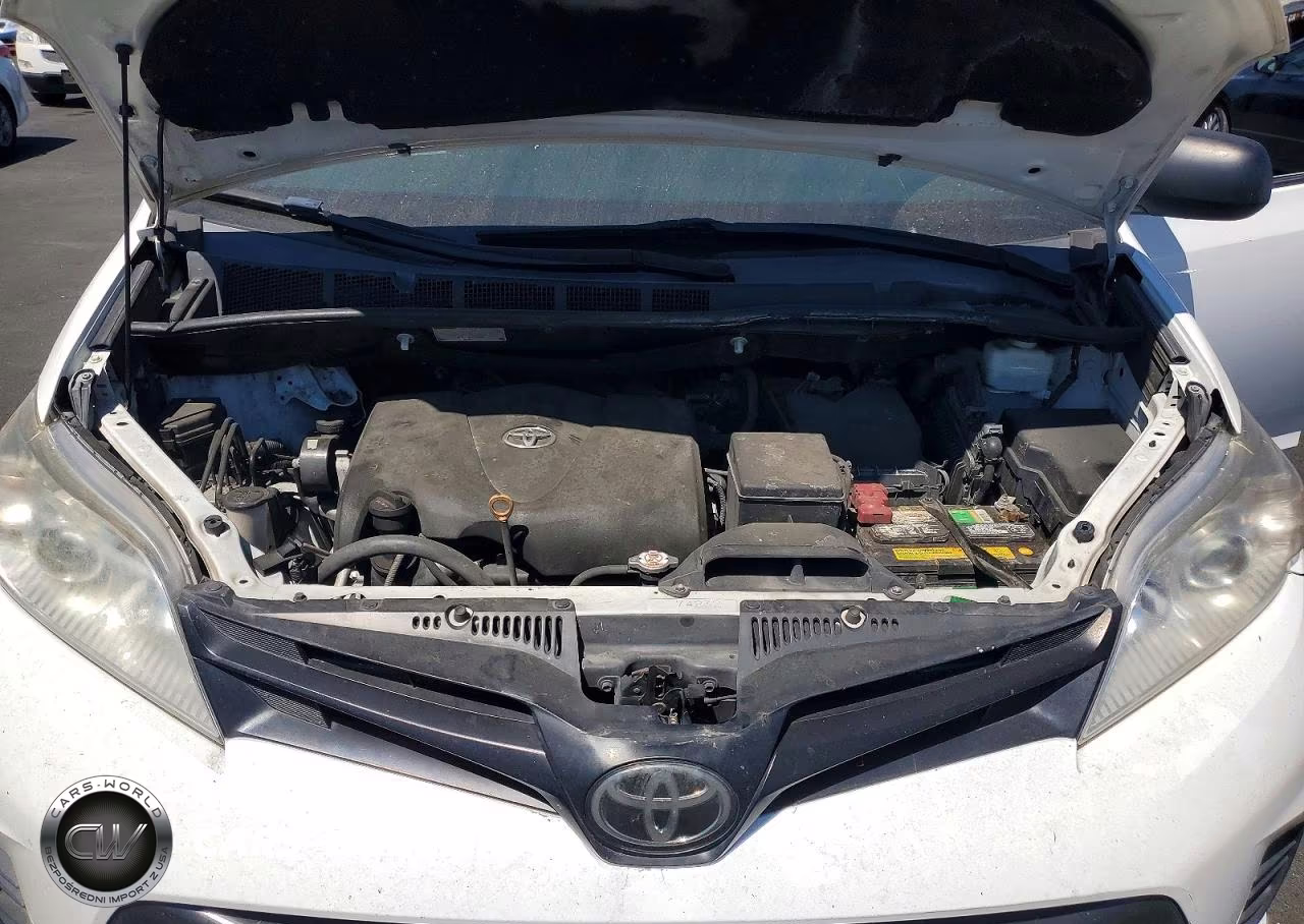2020 Toyota Sienna L VIN:5TDZZ3DC9LS046169 - 12