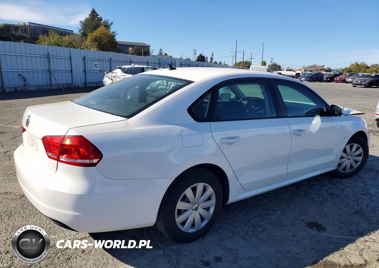 2013 Volkswagen Passat S VIN:1VWAP7A36DC124230 - 3