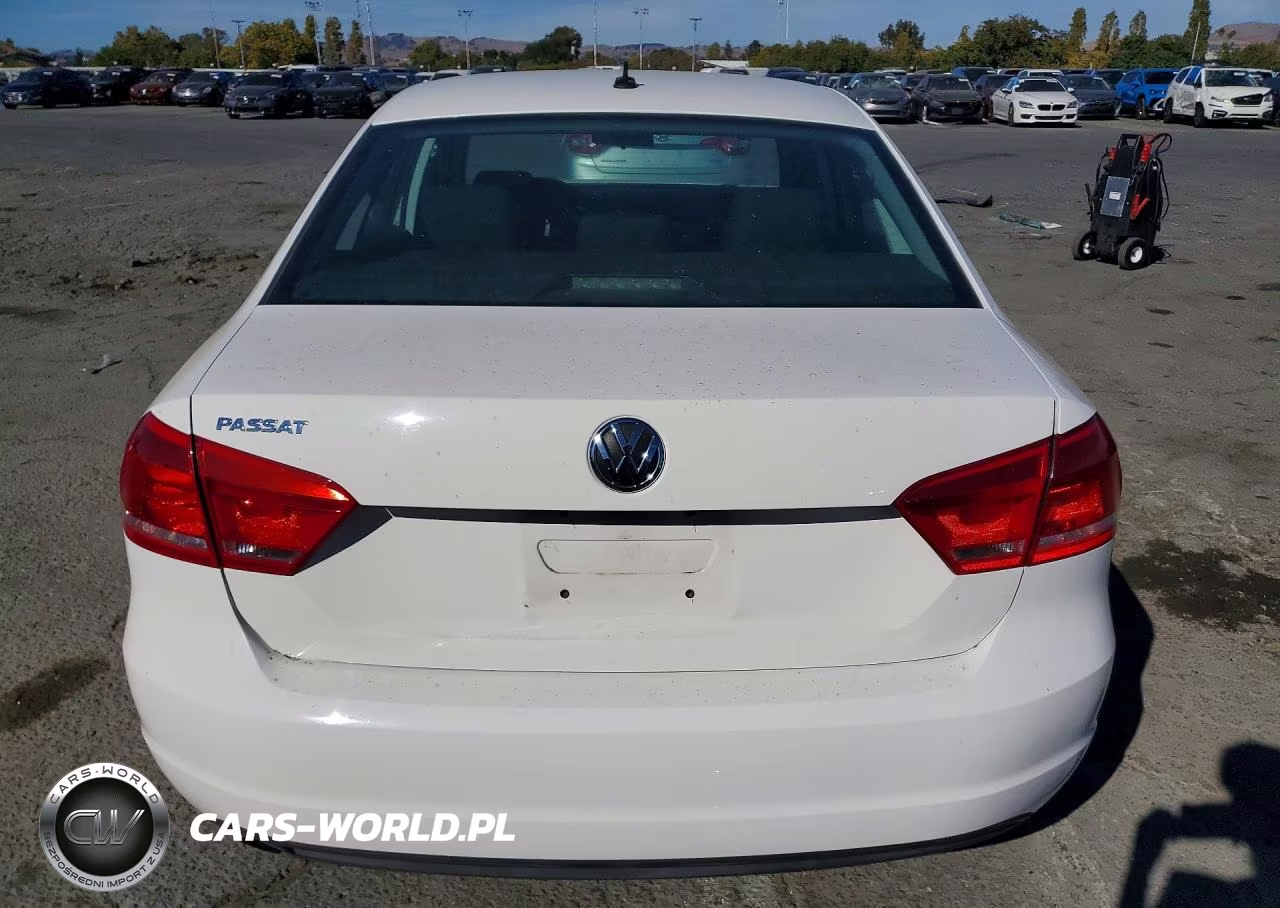 2013 Volkswagen Passat S VIN:1VWAP7A36DC124230 - 6
